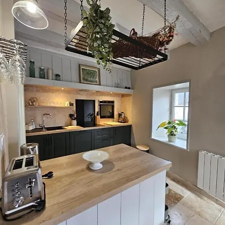 Le Logis * Mairé